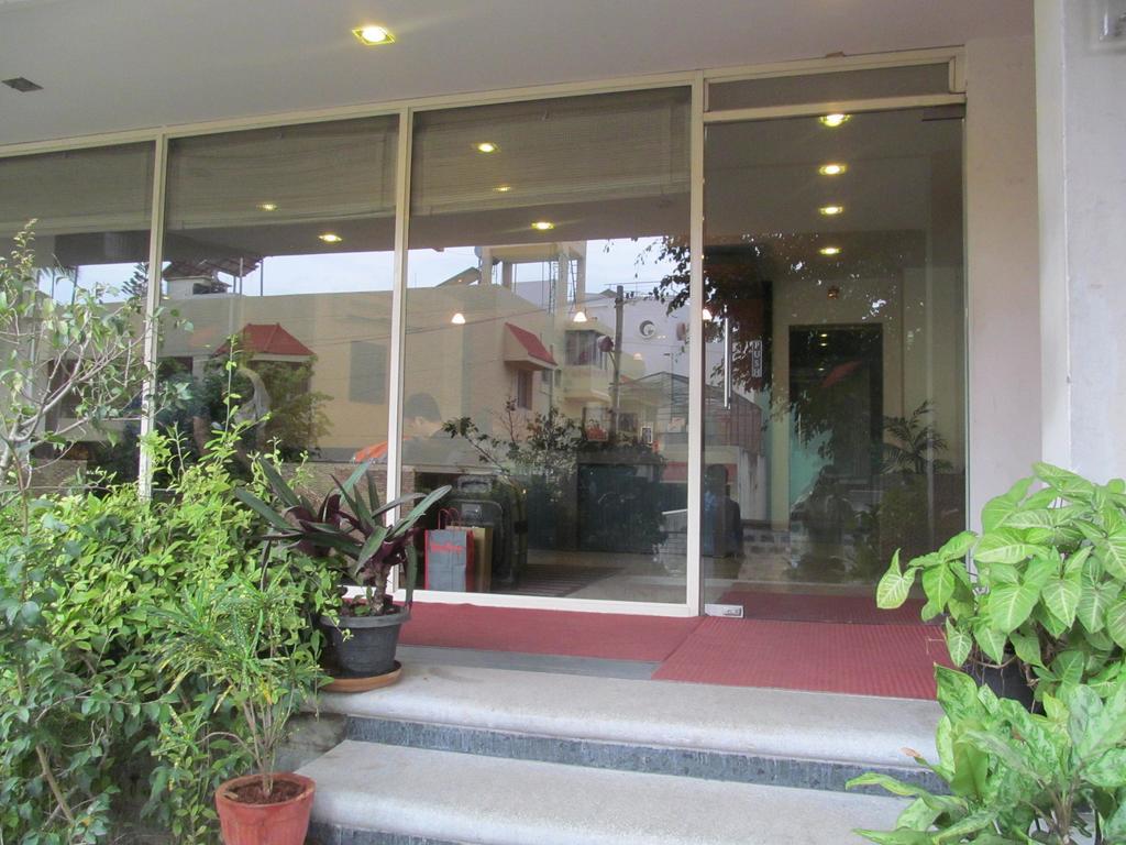 Shilton Residence Bangalore Exterior photo