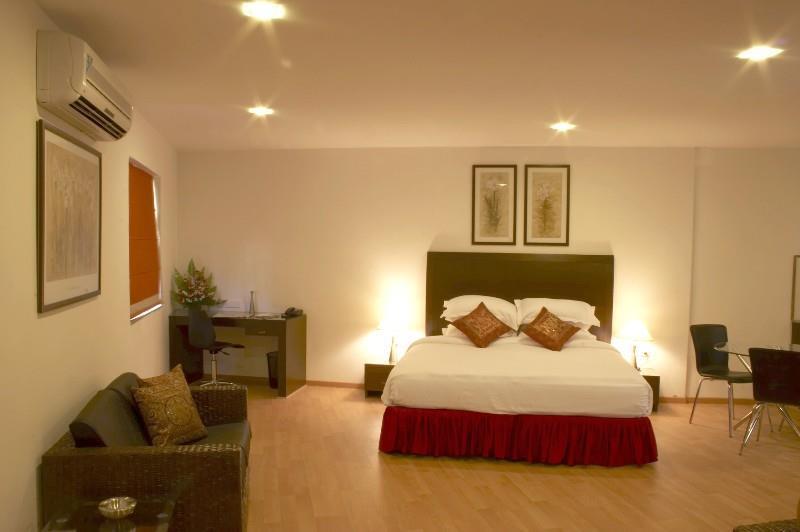 Shilton Residence Bangalore Room photo